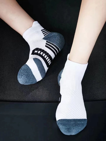 3Pair Fitness, Training socks. Breathable, and lowcut for the Athletic look